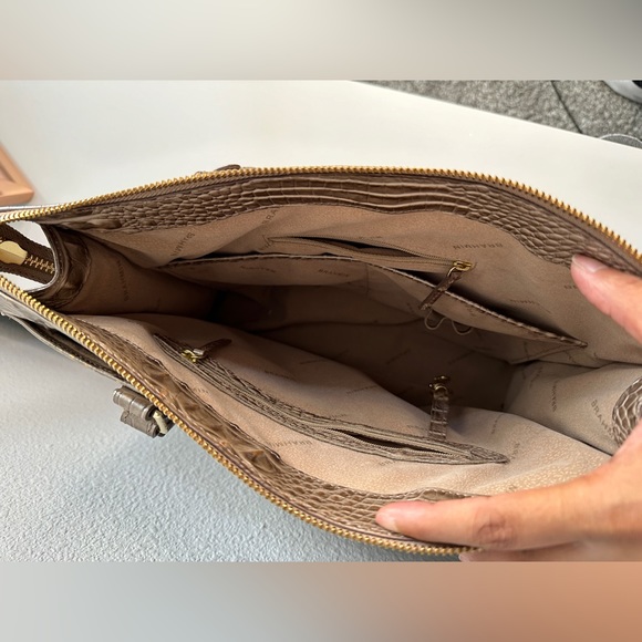 Large Brahmin Melbourne Tote - Picture 4 of 5